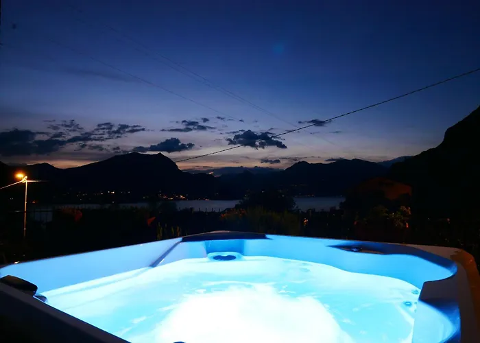 아파트 Garden Jacuzzi View 리에르나